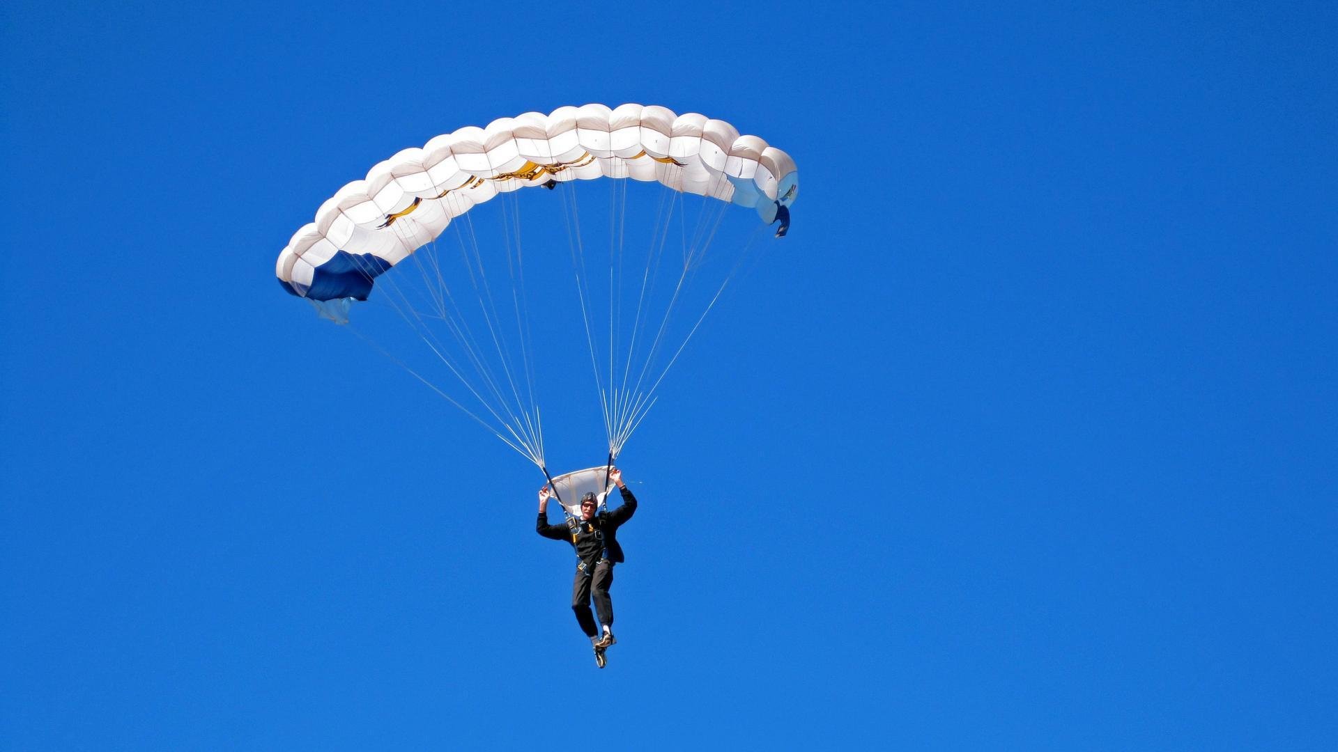 体育新闻中心公布体育强国建设地方创新案例，体育强国建设主题作文